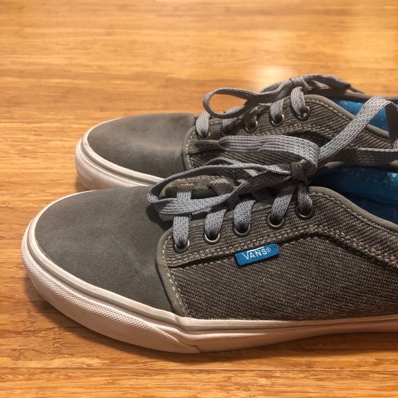Gray suede & corduroy Vans skate shoes. Men’s sz 8